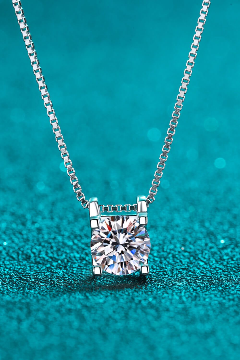 The Elara Necklace