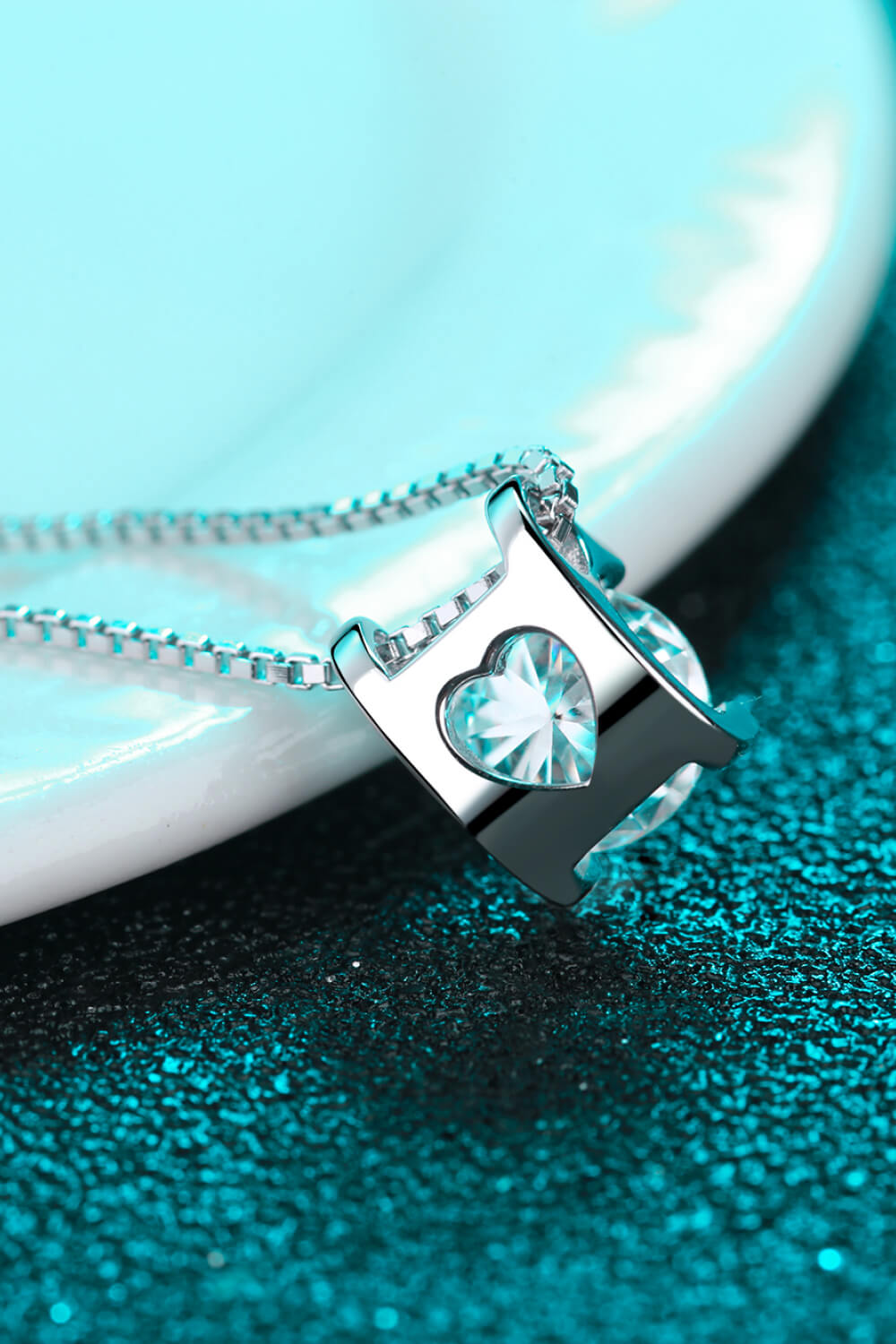 The Elara Necklace