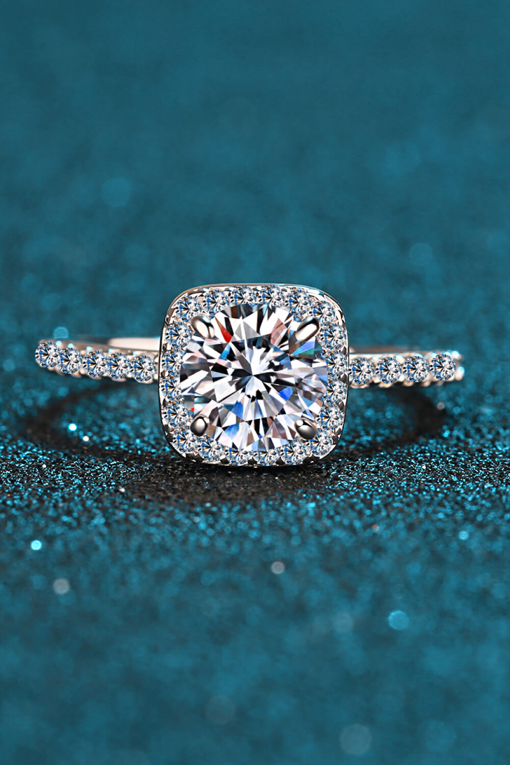 The Ava Ring