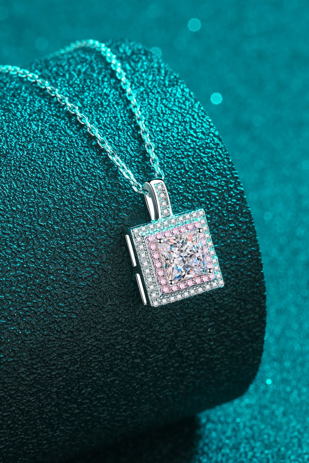 The Aura Necklace