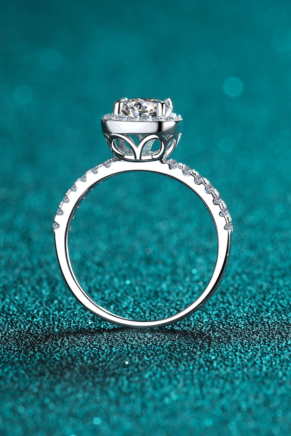 The Ava Ring