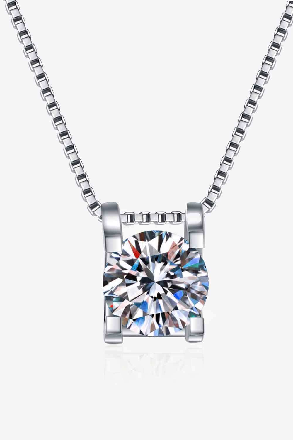 The Elara Necklace