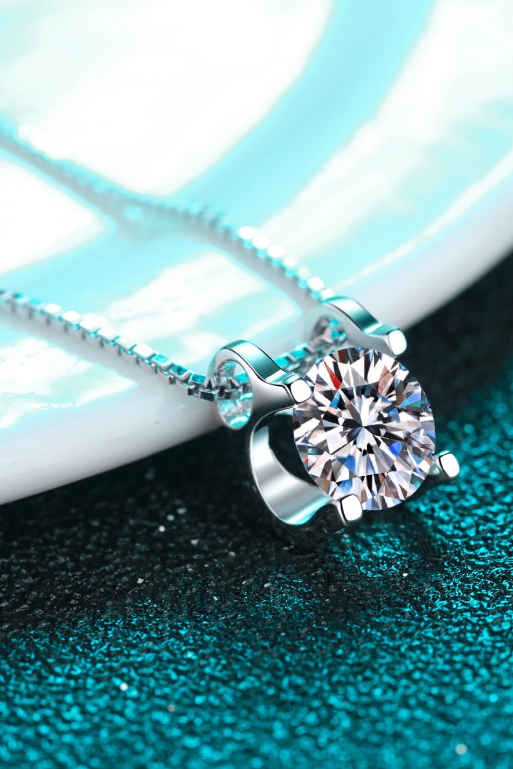 The Elara Necklace