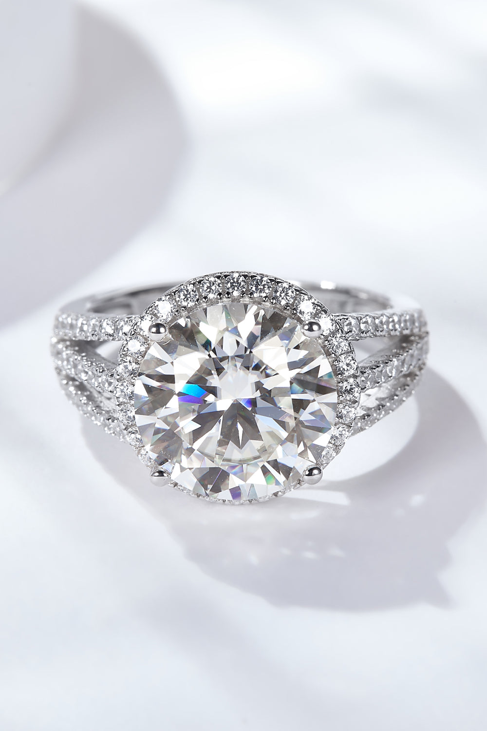 The Amore Ring